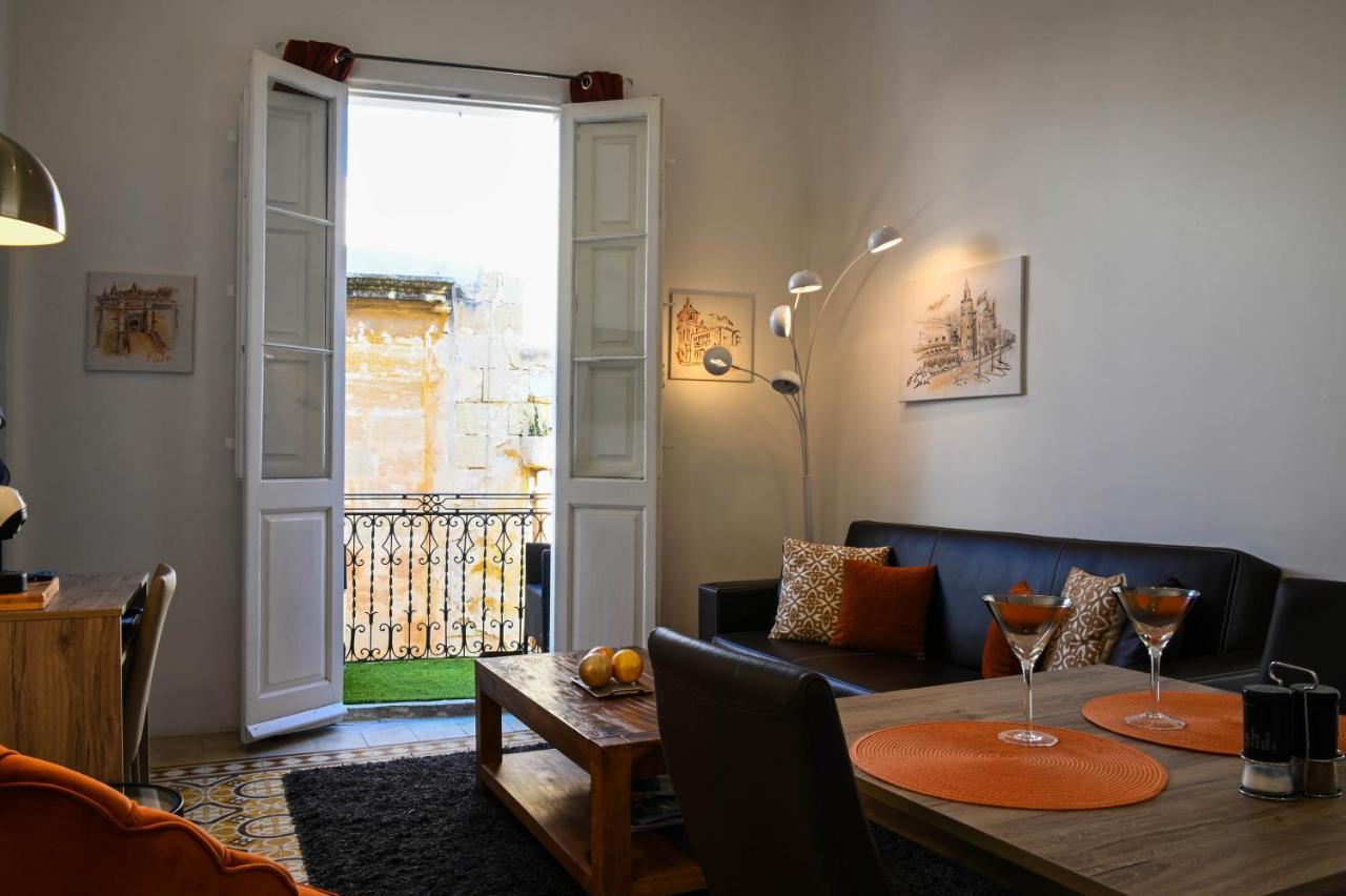 Bebirgu Palazzino Luxury 2 Jacuzzi To Share公寓 外观 照片